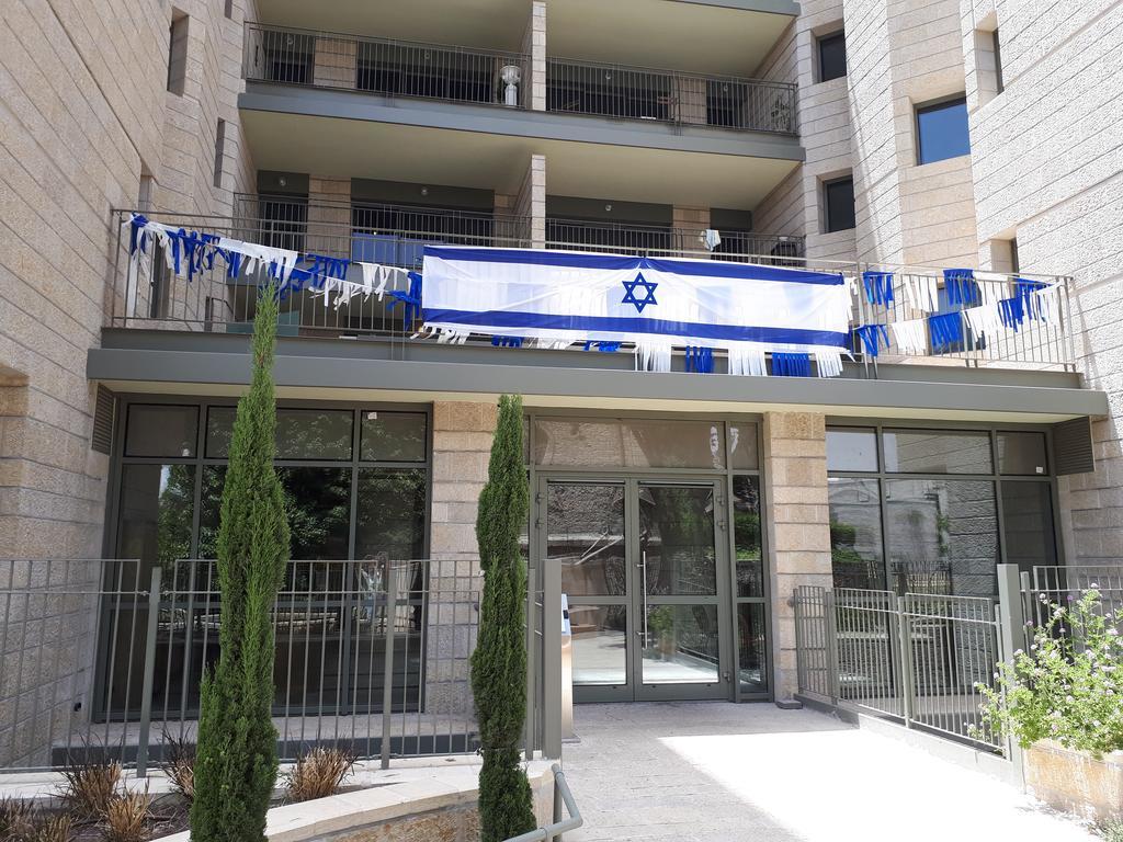 Haneviim Apartment In The Heart Of Jeruzalem Buitenkant foto