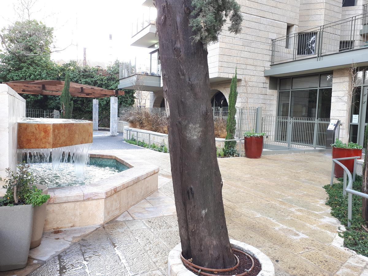 Haneviim Apartment In The Heart Of Jeruzalem Buitenkant foto